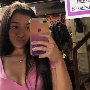 Meet your Posher, Caroline